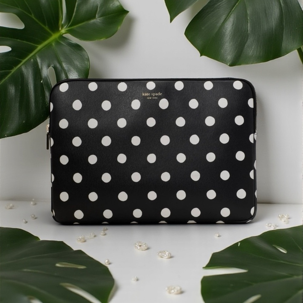 ⭐️HOST PICK⭐️♠️KATE SPADE♠️Sunshine Dot Laptop Sleeve/EUC